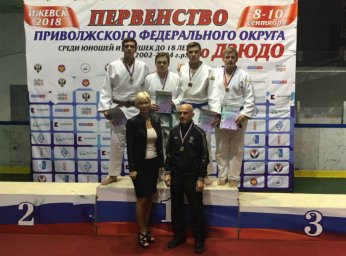 ​Ульяновские дзюдоисты выиграли путевку на Первенство России